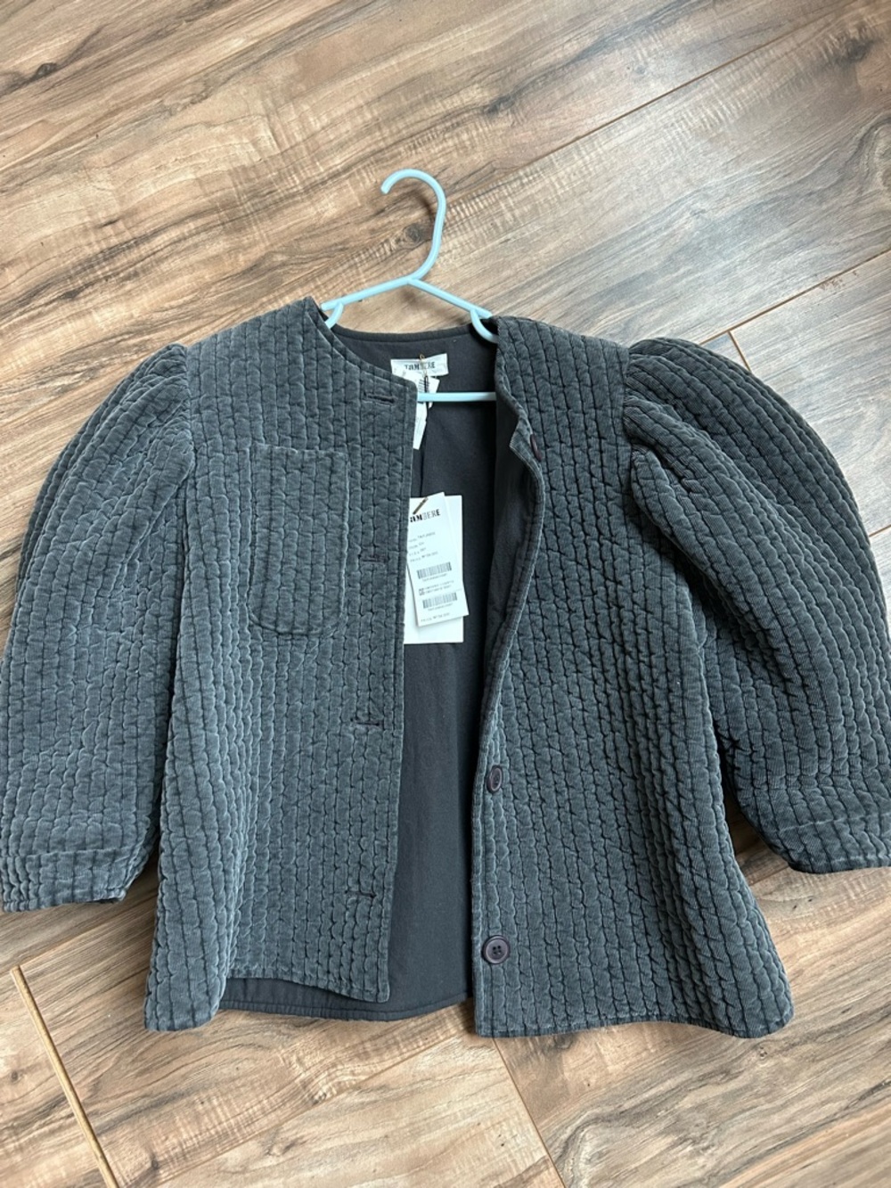 Girls Textured Quilted Puff Sleeve Jacket in Charcoal Gray